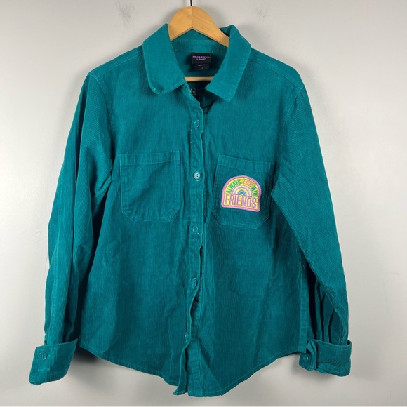 Sanrio Hello Kitty & Friends Good Day to Be Kind Overshirt size large - Picture 3 of 9